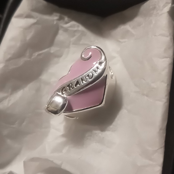 Avon grandma beaded charms & antique roses charm Designer Avon - Picture 2 of 5